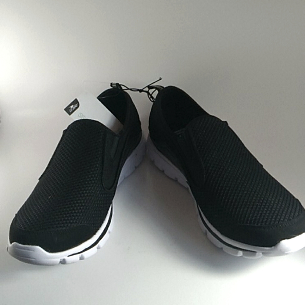 COPY - Men's walking shoes size 12 black
